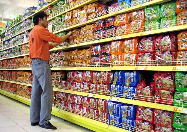 方便食品進(jìn)入熱銷(xiāo)時(shí)期，供不應(yīng)求狀況持續(xù)